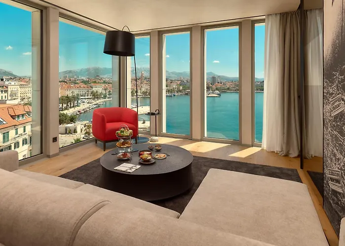 Hotel Ambasador